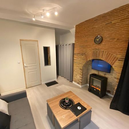Au P'Tit Loft - Wifi Fibre - Orange Tv - Hyper Centre - Gare Apartment Троа Екстериор снимка